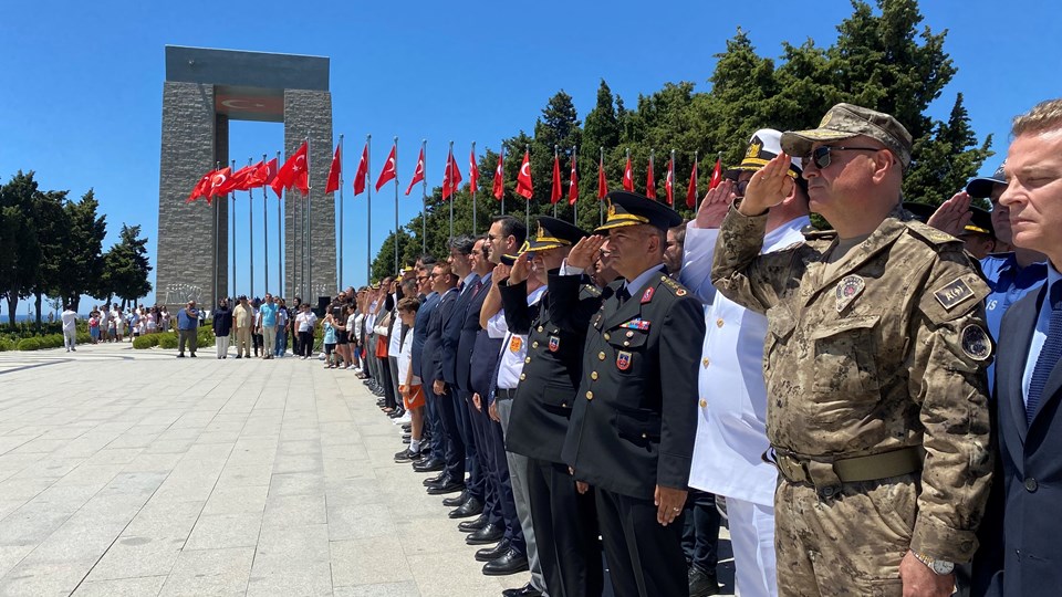 15 Temmuz şehitleri, ‘Şehitler Abidesi'nde anıldı - 1