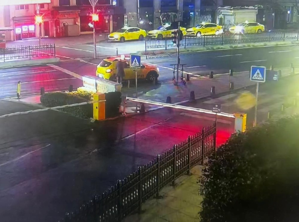 Trafik kazasında ölen Ranger taraftarının yeni imgeleri çıktı: Kırmızı ışıkta geçmiş 74 82sAB LwpkOmYZ pMPyyaQ