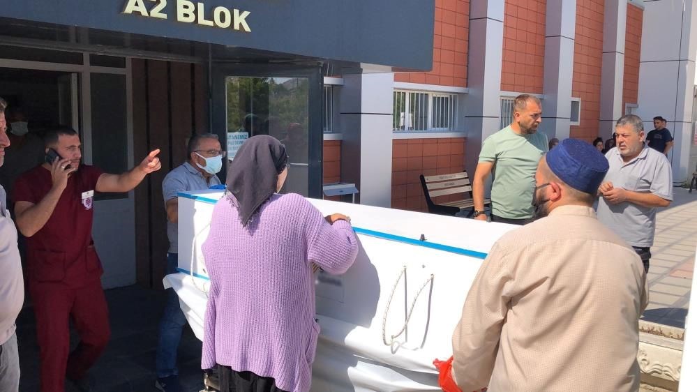 Aynı gün keneye ikinci kurban