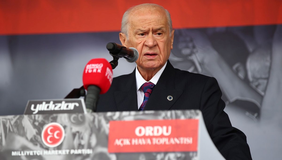 Bahçeli: Namussuz montajcılar, özel hayat cellatları işbaşındadır Bahçeli: Namussuz montajcılar, özel hayat cellatları işbaşındadır
