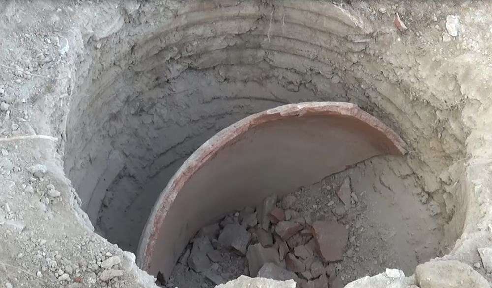 Kaçak kazıda 1800 yıllık erzak küpünü parçaladılar - 7