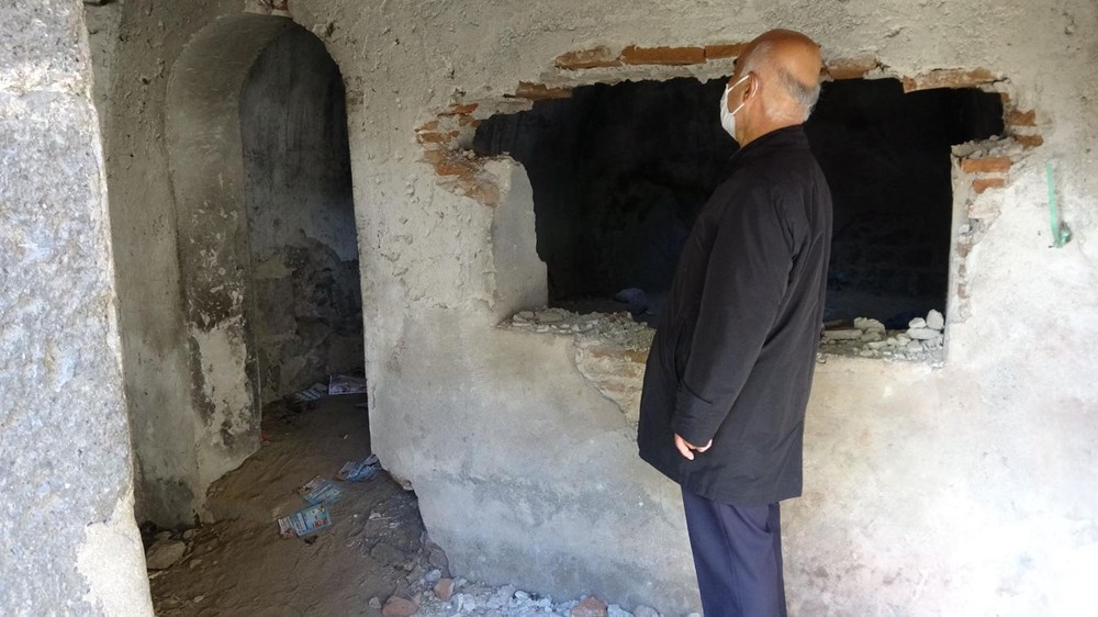 160 yıllık topçu kulesi definecilerin saldırısına uğradı - 7