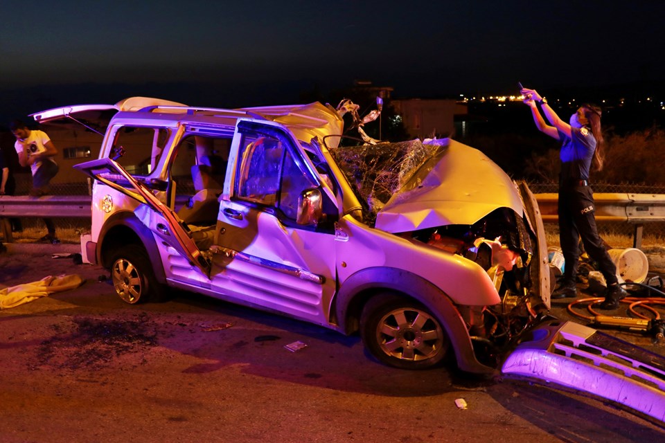 Osmaniye'de feci kaza: 2 ölü, 5 yaralı - 1