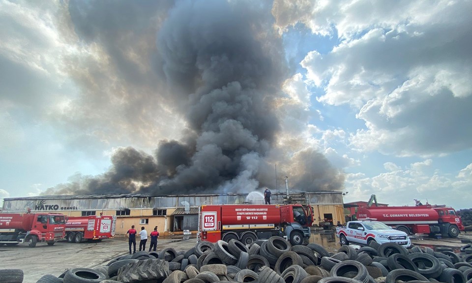 Plastik ve geri dönüşüm fabrikalarında yangın sonrası 'zehir' tehlikesi - 3