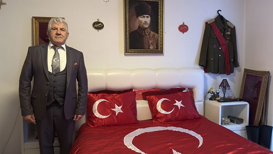 Hollanda'da yaşayan Bülent Türker, evini Çanakkale ve Atatürk müzesine çevirdi - 1