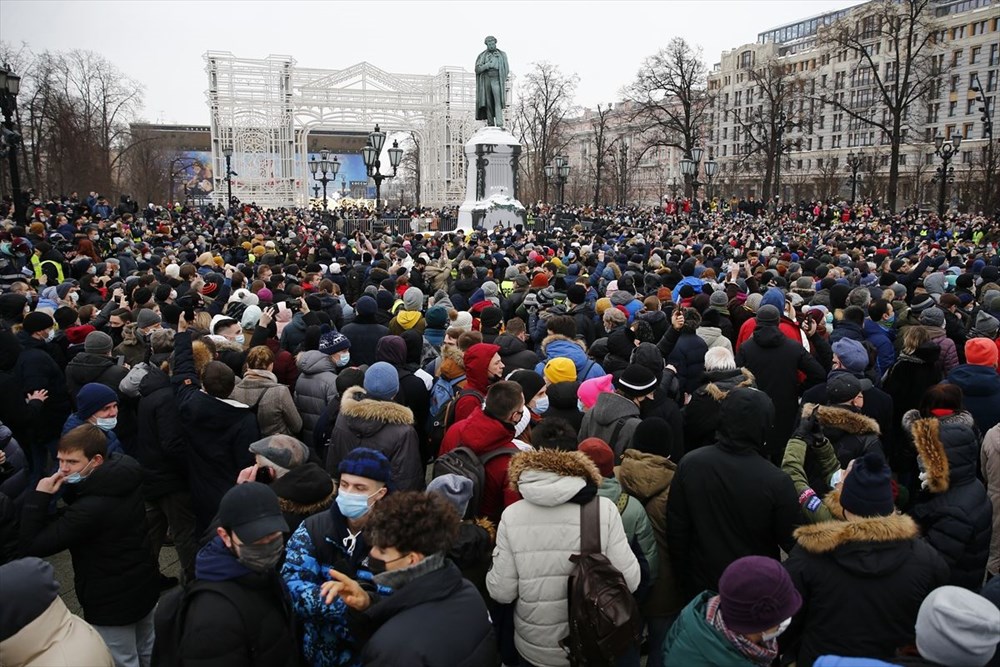 Navalny'nin çağrısının ardından Rusya'da sokaklar karıştı: 2 binden fazla kişi gözaltında - 28