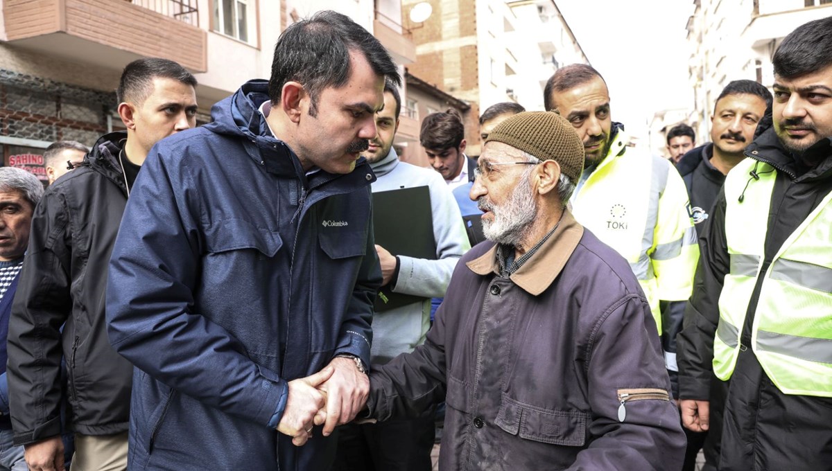 Bakan Kurum'dan videolu 'Elazığ Depremi' mesajı Bakan Kurum'dan videolu 'Elazığ Depremi' mesajı