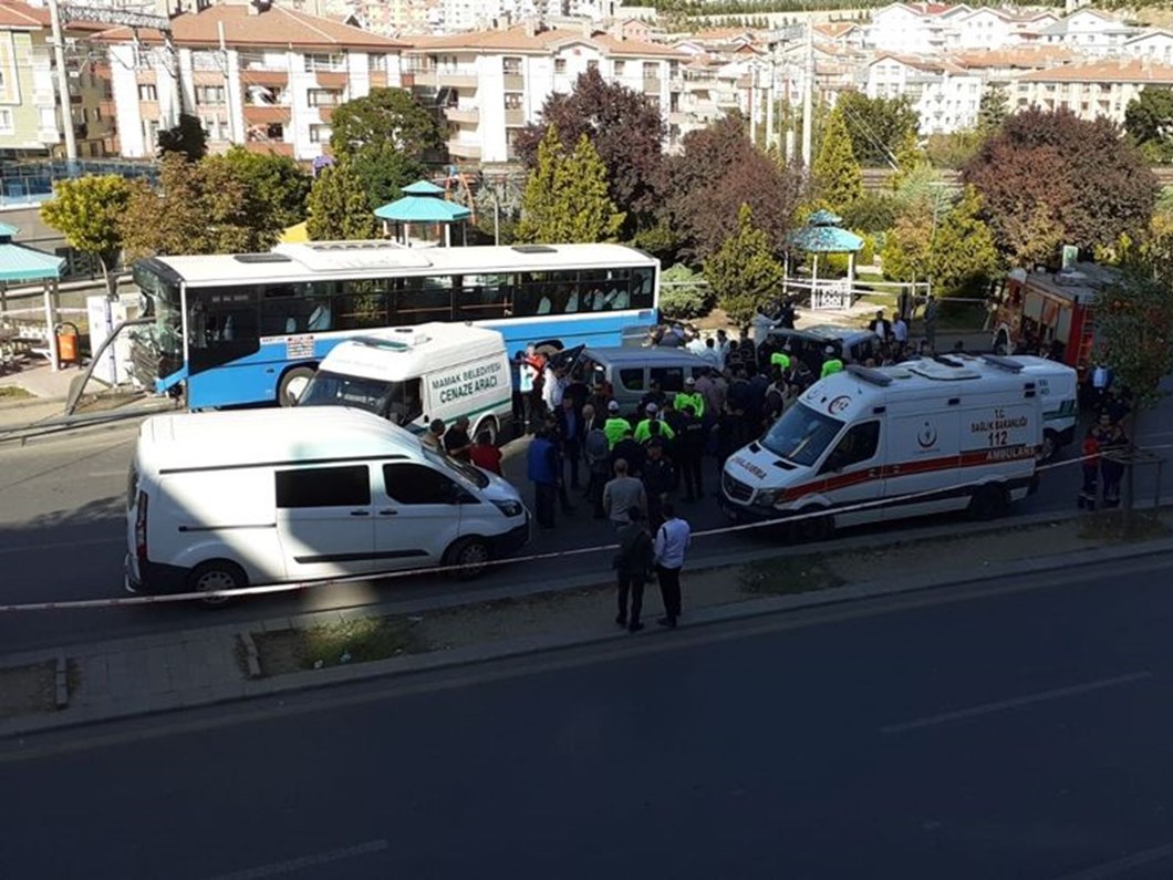 Ankara Da 4 Kisinin Oldugu Otobus Kazasi Davasinda Karar Ntv