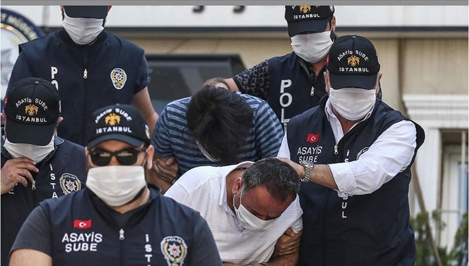 SON DAKİKA HABERİ: Albayrak ailesine hakarete 2 tutuklama