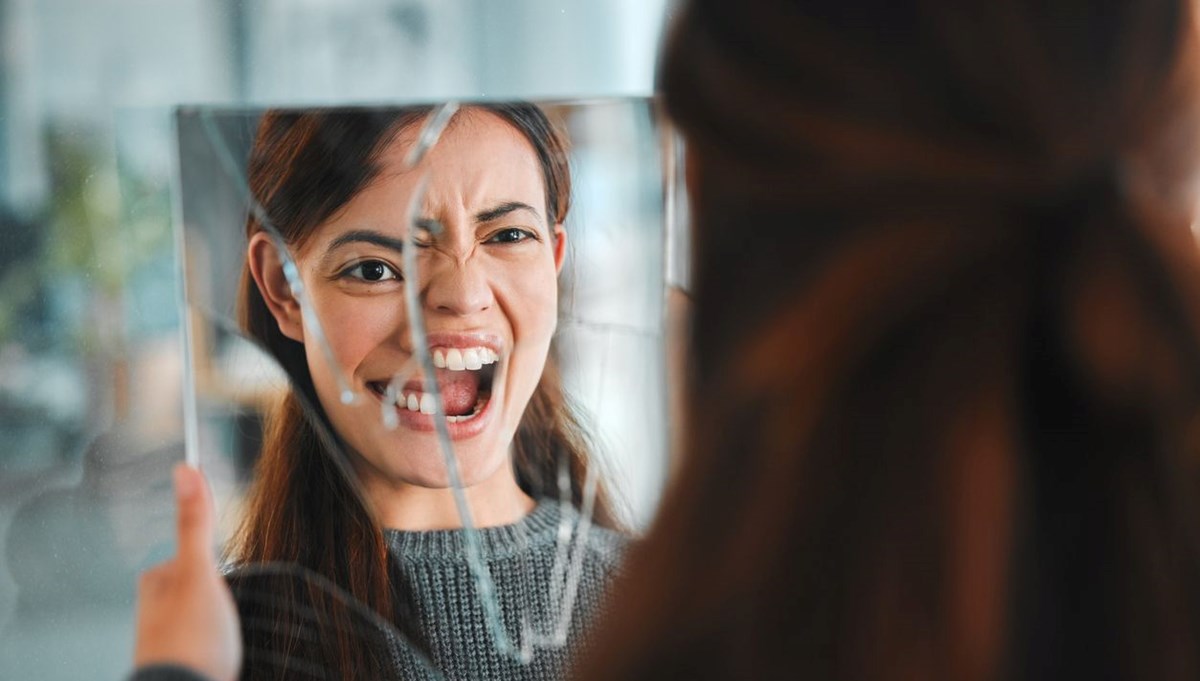 Narsistik kişilik bozukluğu nedir? 15 net belirtiyle kendini belli ediyor Narsistik kişilik bozukluğu nedir? 15 net belirtiyle kendini belli ediyor