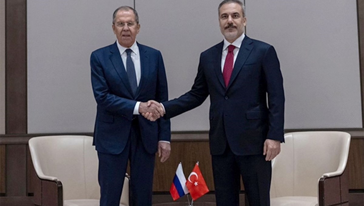 Hakan Fidan, Sergey Lavrov ile görüştü