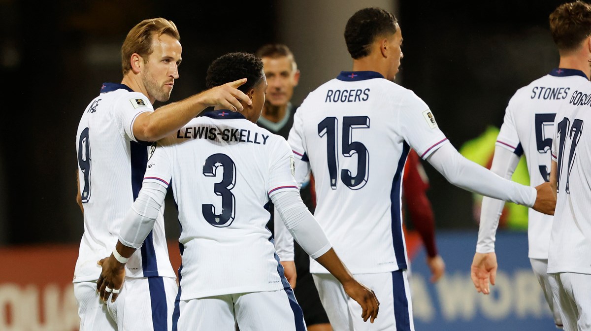 1994 Dünya Kupası elemelerini geçemeyen İngiltere bu tarihten sonra oynanan tüm dünya kupalarında yer aldı.