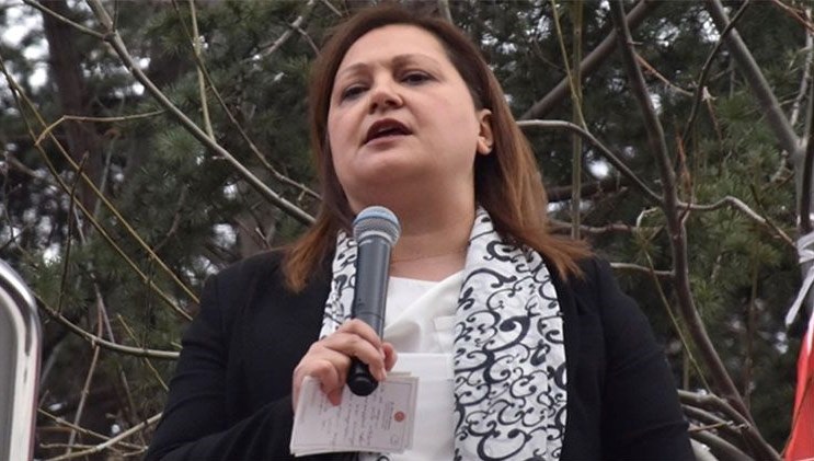 Burcu Köksal AK Parti'ye geçecek mi?
