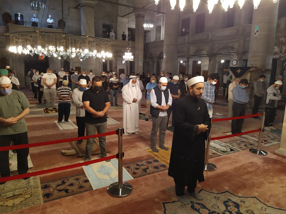 3 ay sonra cemaatle ilk sabah namazı kılındı - 3