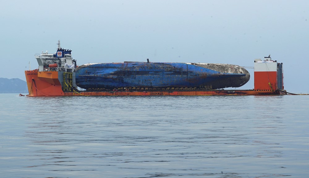 Севол аренда иваново. Самоходная баржа Сосновка. Баржа Сосновка 1. Морская накатная самоходная баржа Сосновка-1 проекта dcv47. Фото корабля самоходный плашкоут Снабженец.