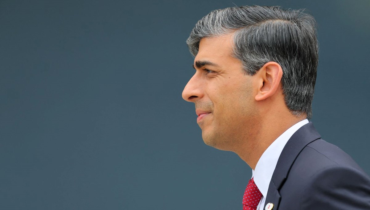İngiltere Başbakanı Sunak'ın yakın koruması gözaltında İngiltere Başbakanı Sunak'ın yakın koruması gözaltında