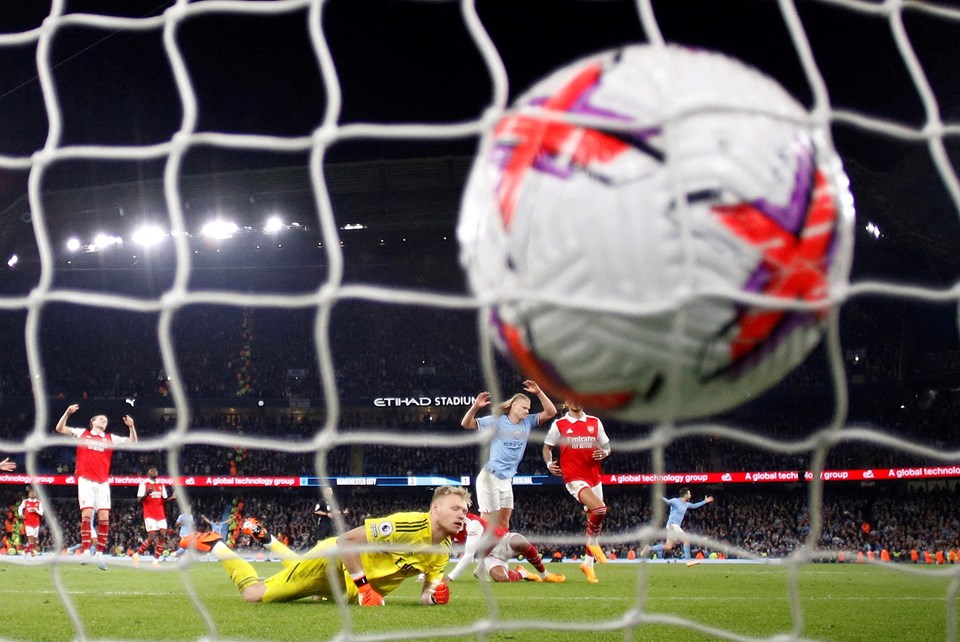 Premier Lig'de zirve yarışı: Arsenal'i farklı yenen City avantaj yakaladı - 2