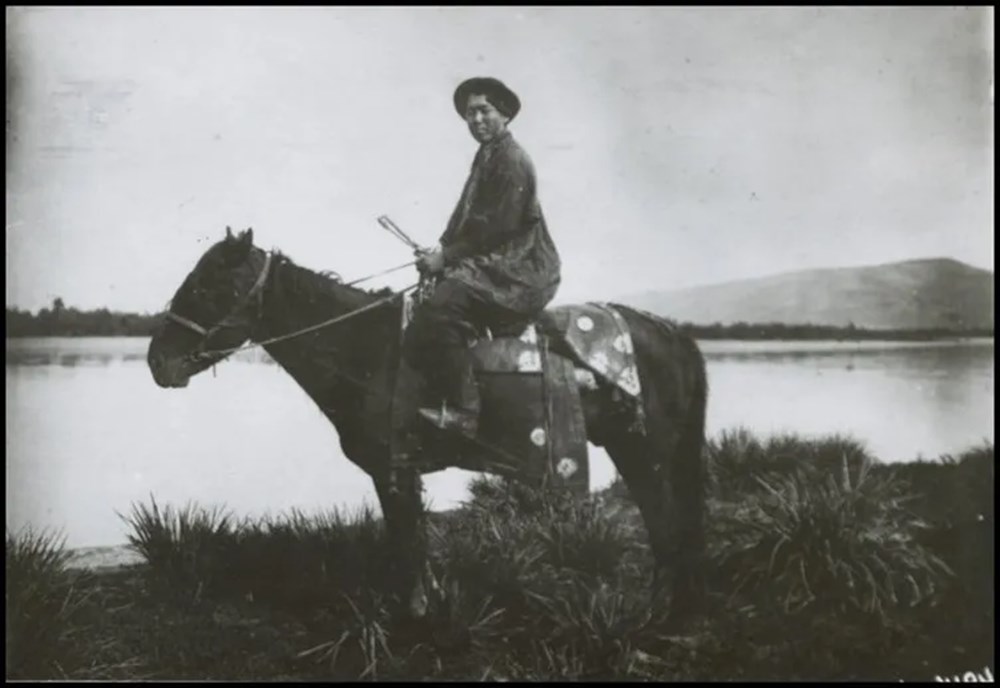 Bilim kurgu değil Türk boylarının 111 yıllık fotoğrafları. Gizemli heykeller, gelişmiş aletler, tanıdık kıyafetler (106 fotoğrafla gizemli Türk tarihi) - 86