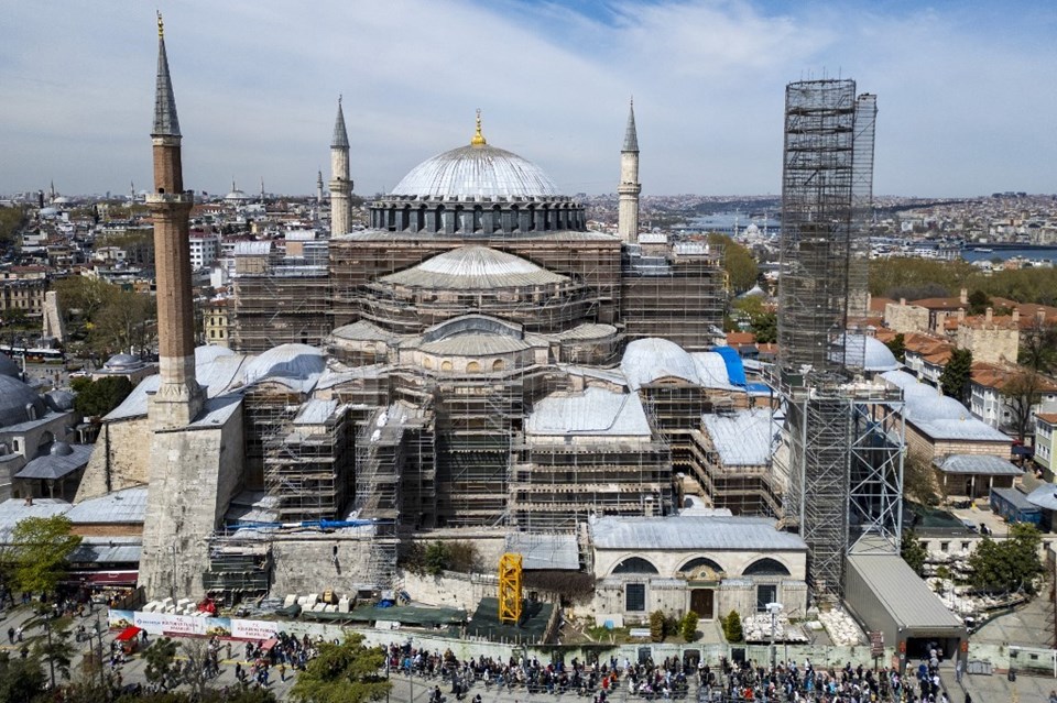 "Bin 488 yıllık mücevher": Ayasofya büyük depreme hazırlanıyor - 1