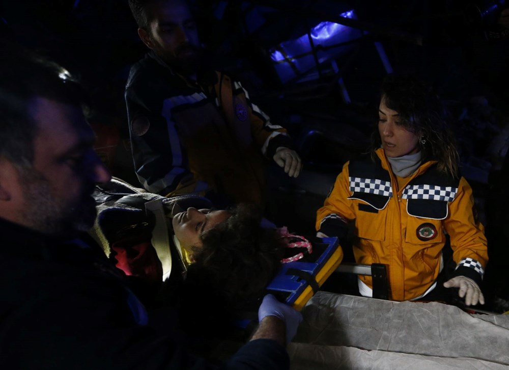 Mucize kurtuluşlar: Depremin 8. gününde arama kurtarma çalışmaları sürüyor - 11