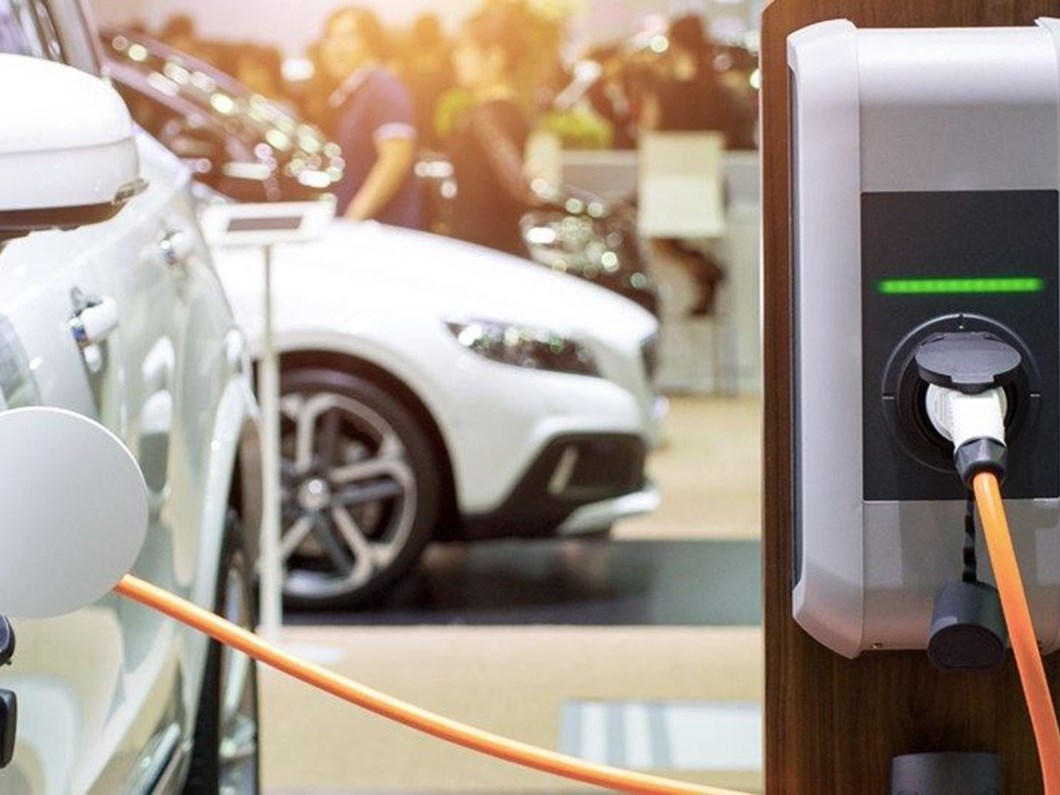 elektrikli araclar yakit maliyetini