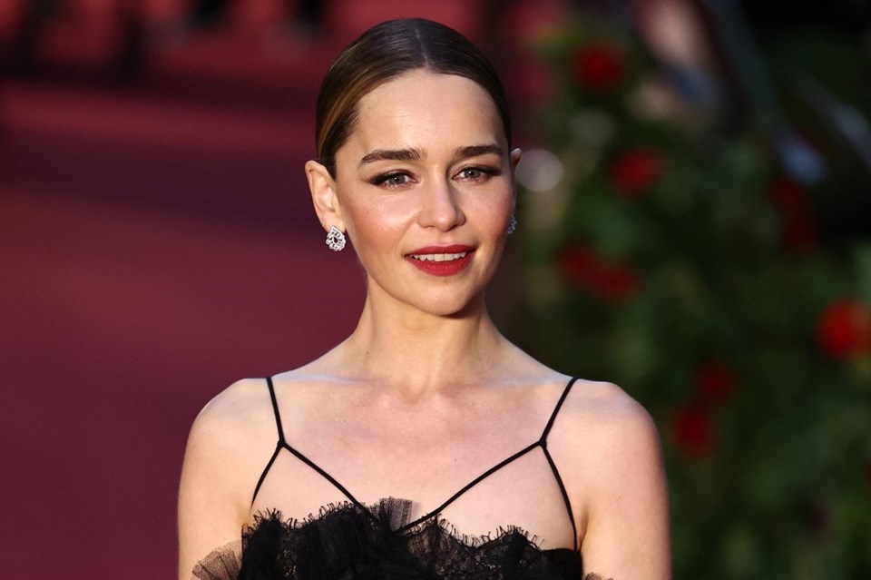 Emilia Clarke: Geçirdiğim rahatsızlık beni utandırdı - 1