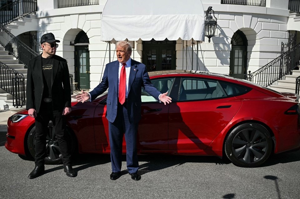 Dakika dakika Donald Trump-Elon Musk kavgası - 1