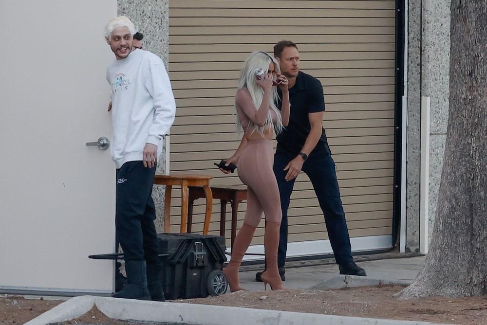 Kim Kardashian'ın sevgilisi Pete Davidson da sarışın oldu - 5