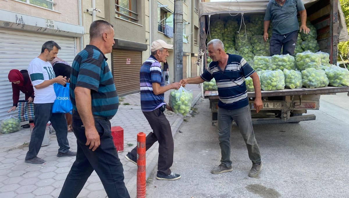 5 ton biberi ücretsiz dağıttı