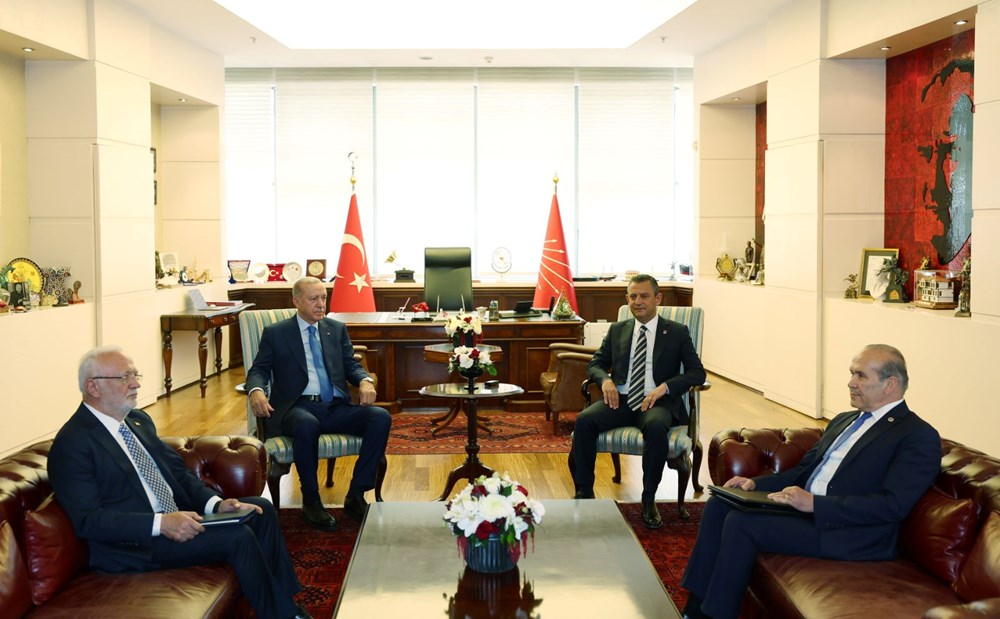 Cumhurbaşkanı Erdoğan, 18 yıl sonra CHP’yi ziyaret etti | Erdoğan-Özel görüşmesi sona erdi - 10