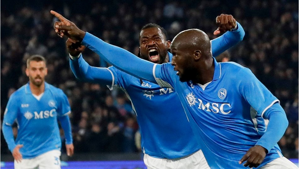 İtalya'da Napoli maç fazlasıyla lider