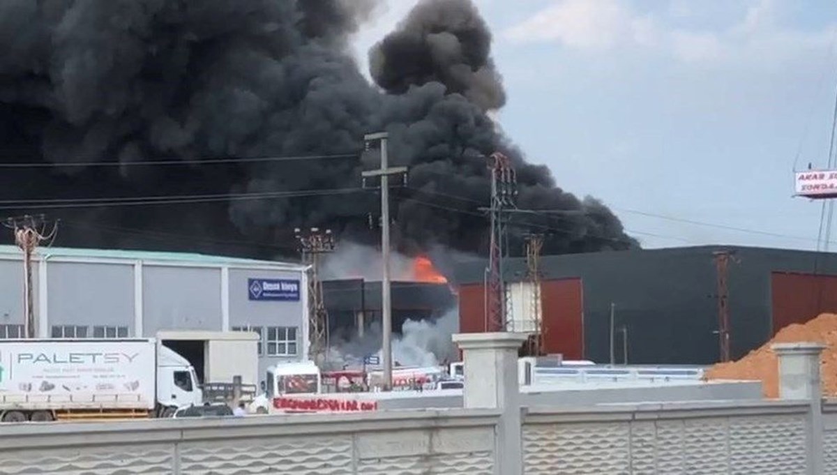 Tekirdağ'da kimya fabrikasında yangın çıktı