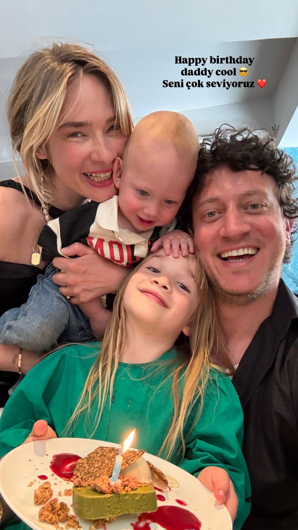 Müge Boz'dan romantik kutlama: "İyi ki kavuştuk bu hayat yolculuğunda" 72