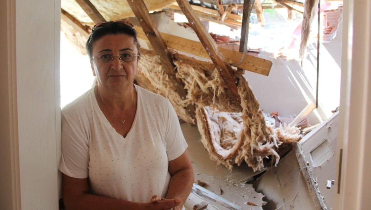 Yokuş çıkarken geri kayan kamyon evine çarptı, kendini dışarı atarak kurtuldu Yokuş çıkarken geri kayan kamyon evine çarptı, kendini dışarı atarak kurtuldu