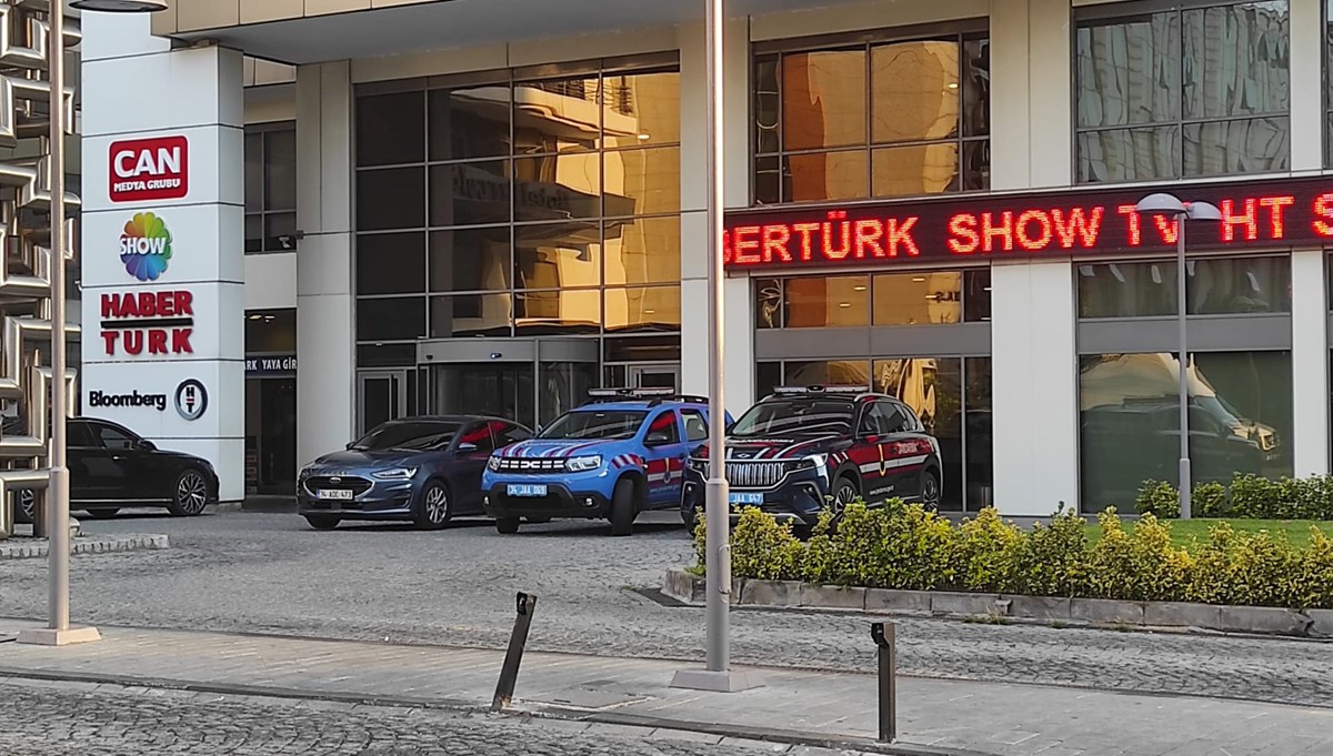 Operasyon jandarma tarafından yürütülüyor. Jandarma ekipleri, sabah saatlerinde Habertürk ve Show TV