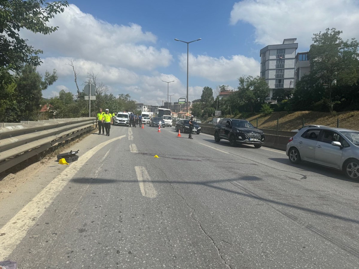 İstanbul'da korkunç olay: Seyir halindeki kamyonun önüne atladı