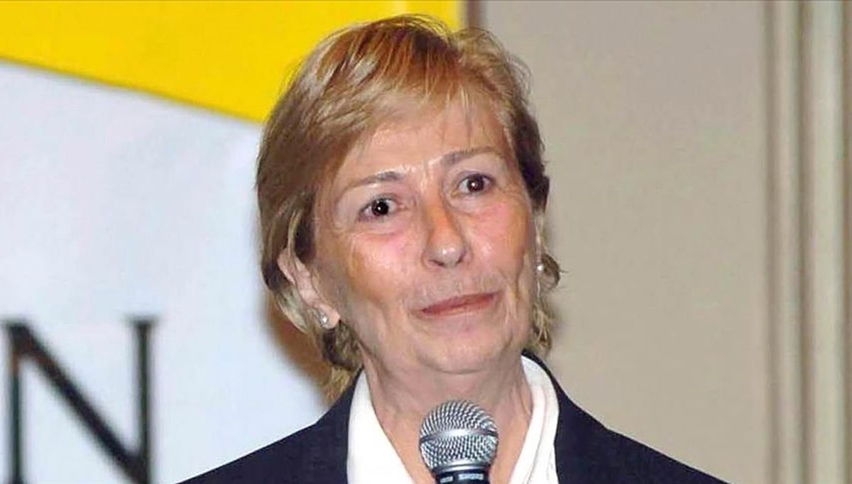 Roman ve oyun yazarı Emine Işınsu Öksüz hayatını kaybetti