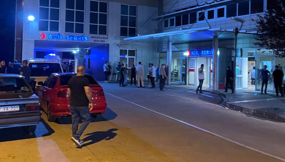 Zonguldak'ta düğün yemeğinden 70 kişi zehirlendi Zonguldak'ta düğün yemeğinden 70 kişi zehirlendi