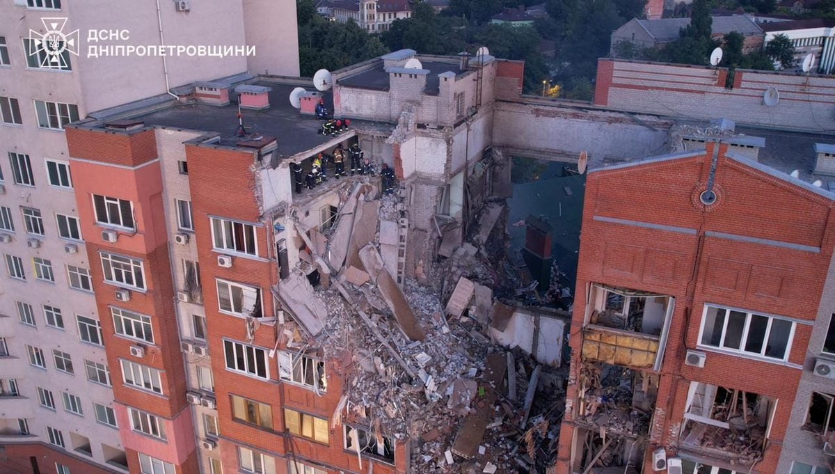 Ukrayna Kursk'a İHA saldırısı düzenledi: İkisi çocuk beş kişi öldü Ukrayna Kursk'a İHA saldırısı düzenledi: İkisi çocuk beş kişi öldü