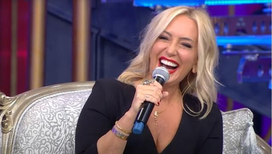 Saba Tümer kahkahasını NFT olarak 90 bin liraya sattı - Magazin Haberleri