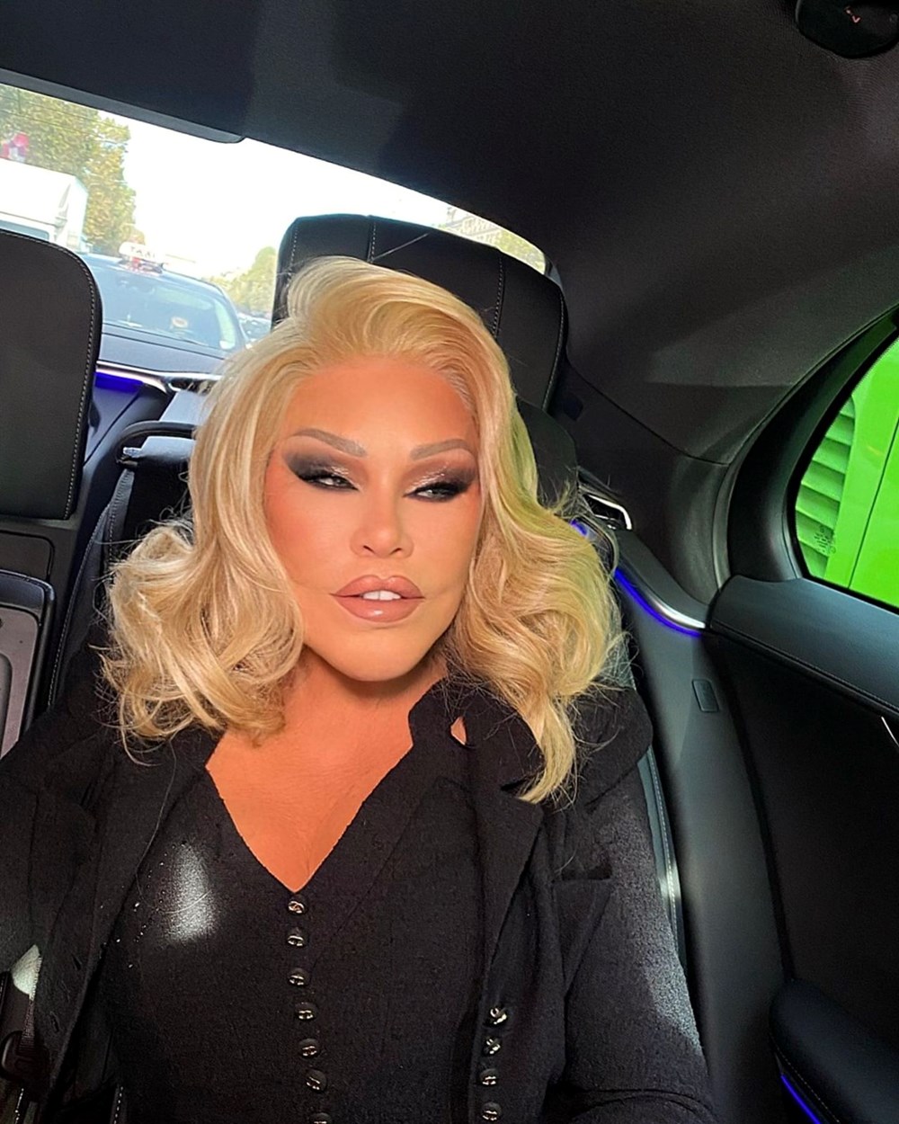 "Kedi Kadın" Jocelyn Wildenstein yaşamını yitirdi: Estetik bağımlılığıyla tanınıyordu - 2