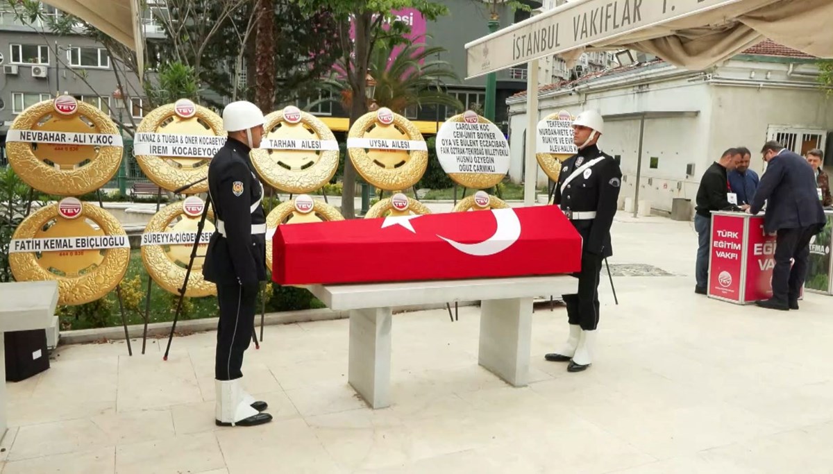 Rüşdü Saracoğlu toprağa verildi