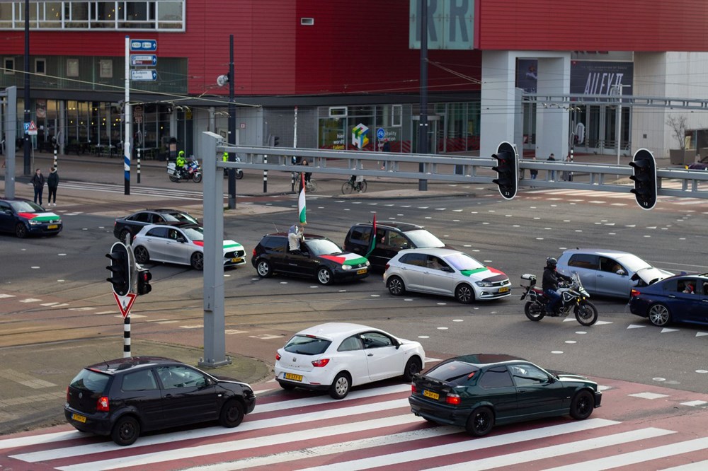 Avrupa, Filistin için meydanlara indi: "Bu bir savaş değil, soykırım" - 19