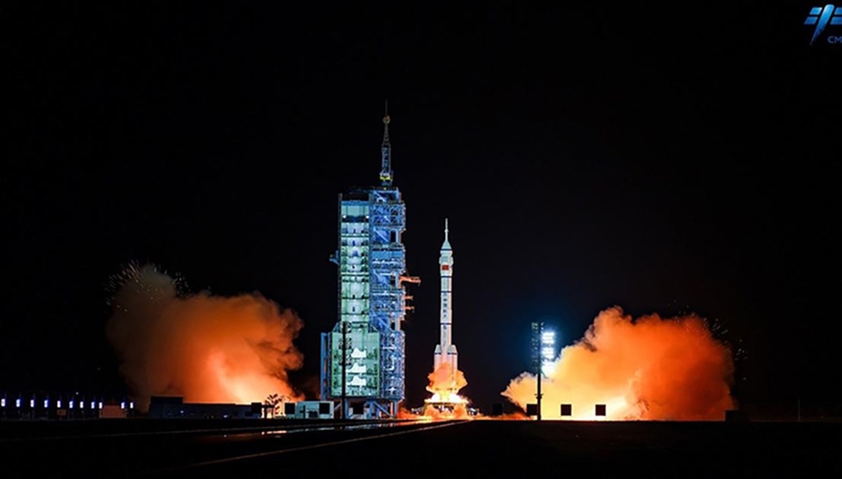 Çin, uzayda ilk süper bilgisayarı inşa ediyo