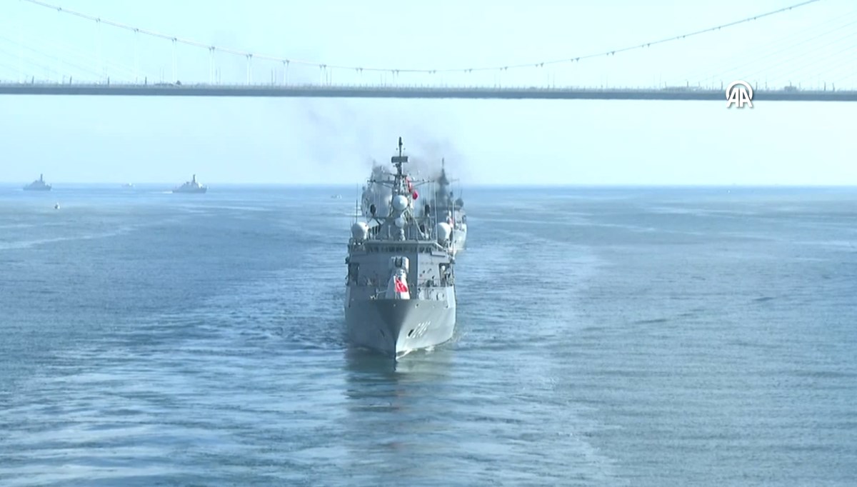 Preveze Deniz Zaferi’nin 486’ncı yıl dönümü: Türk donanmasından İstanbul Boğazı’nda geçit töreni Preveze Deniz Zaferi’nin 486’ncı yıl dönümü: Türk donanmasından İstanbul Boğazı’nda geçit töreni