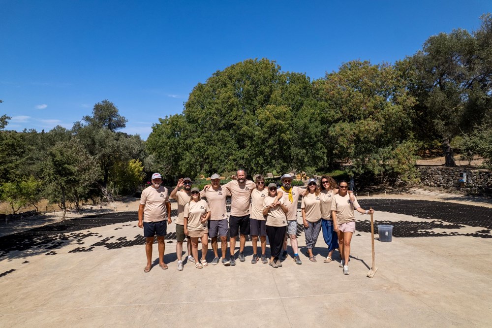 Aşık Veysel'in vefatının 50. yılında Bodrum'da dev portresi yapıldı - 12