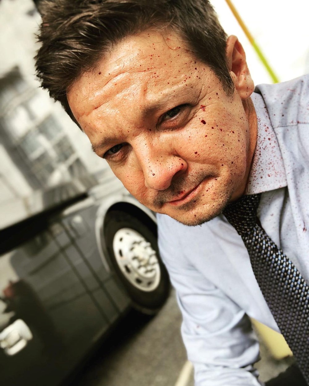 Jeremy Renner kaza sonrası sete dönüşünü anlattı - 6