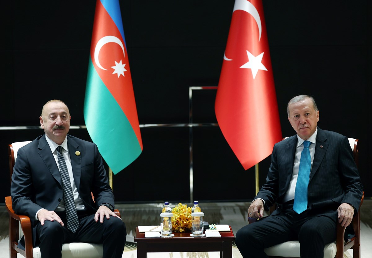 Erdoğan-Aliyev görüşmesinde Azerybaycan-Ermenistan