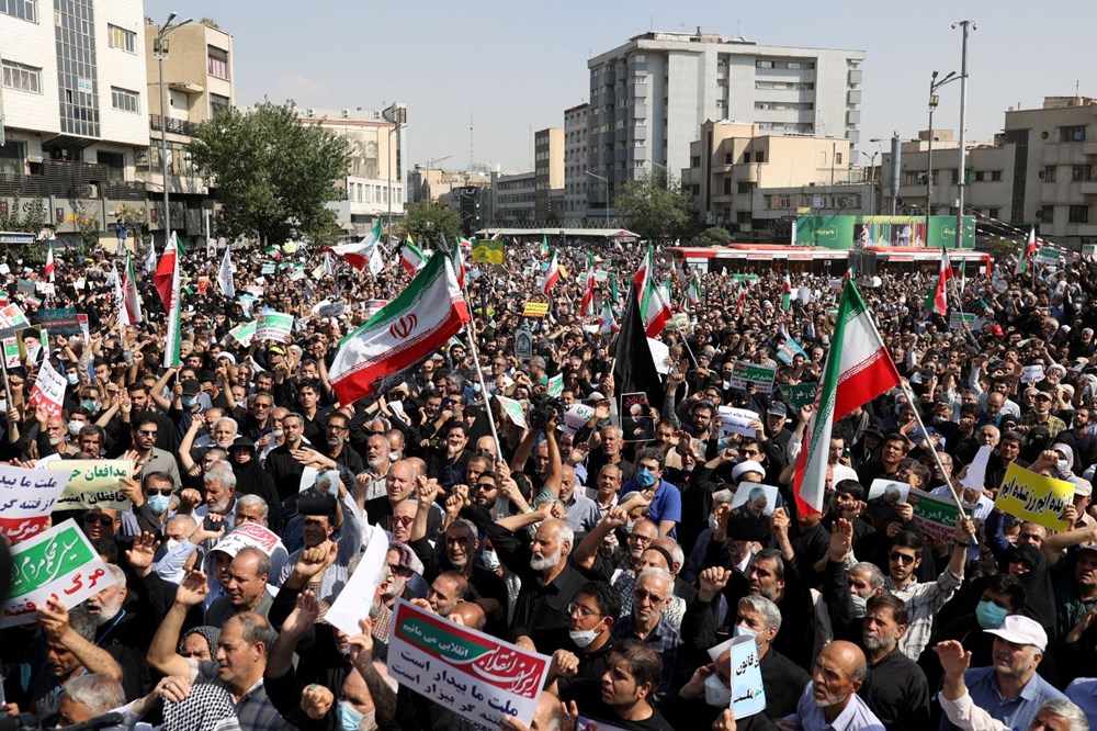 İran'da protestolar devam ediyor: Ölü ve gözaltı sayısı yükseliyor - 10