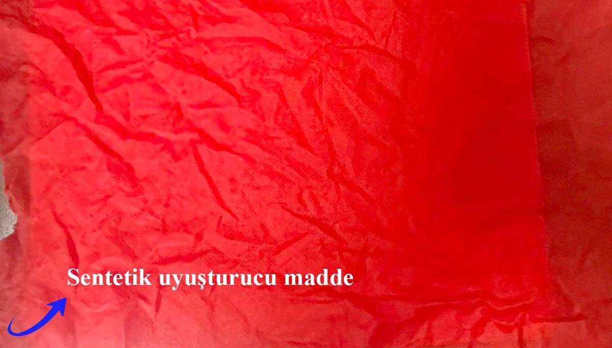 Sivas'ta kağıda emdirilmiş uyuşturucu ele geçirildi Sivas'ta kağıda emdirilmiş uyuşturucu ele geçirildi